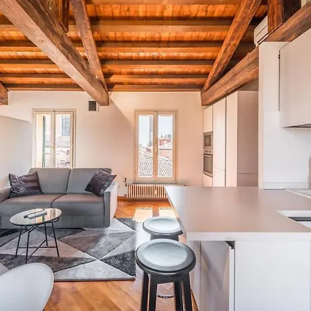 Apartment Ab - Via Montegrappa 3 *
